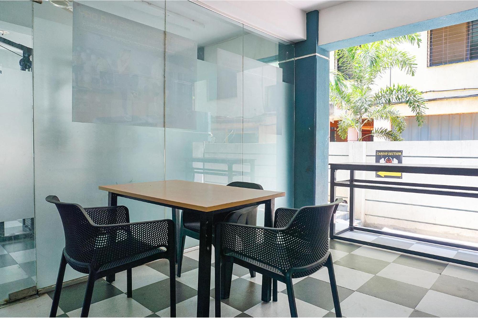 Fabhotel Aura Homes - Nr Khandoba Mandir Pimpri-Chinchwad Экстерьер фото