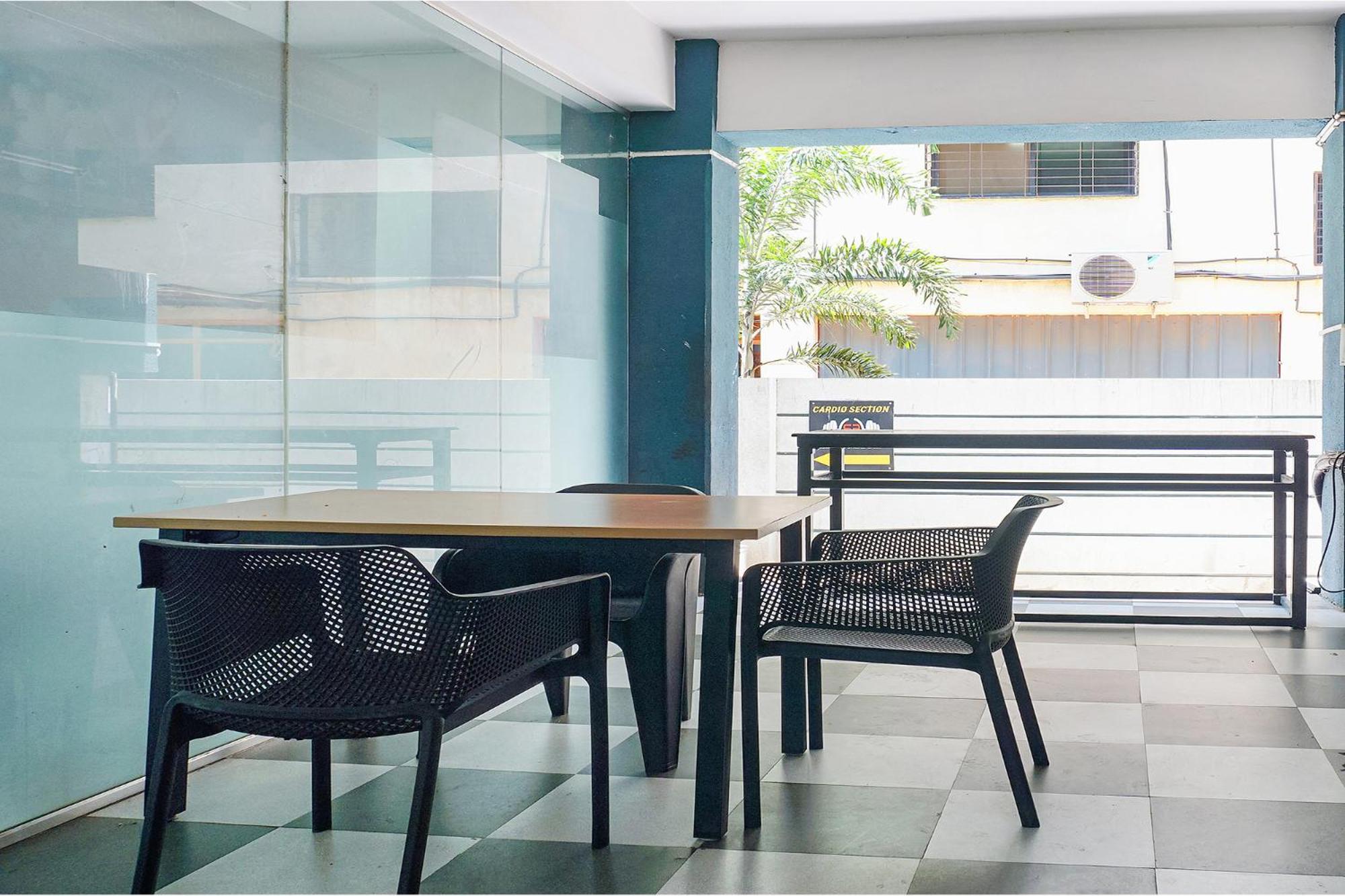 Fabhotel Aura Homes - Nr Khandoba Mandir Pimpri-Chinchwad Экстерьер фото