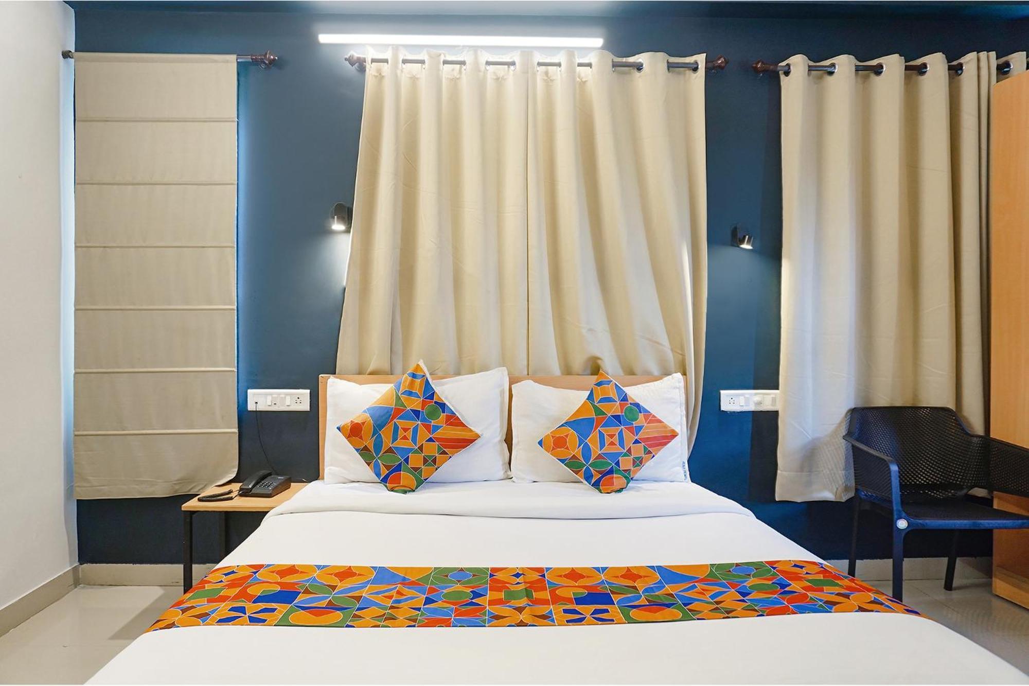 Fabhotel Aura Homes - Nr Khandoba Mandir Pimpri-Chinchwad Экстерьер фото